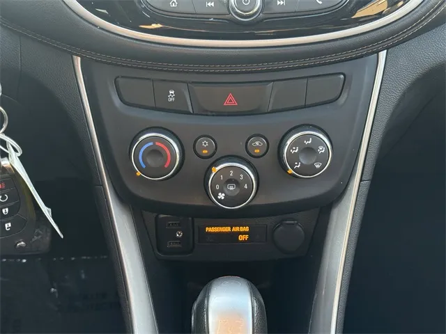 2020 Chevrolet Trax LT photo 7