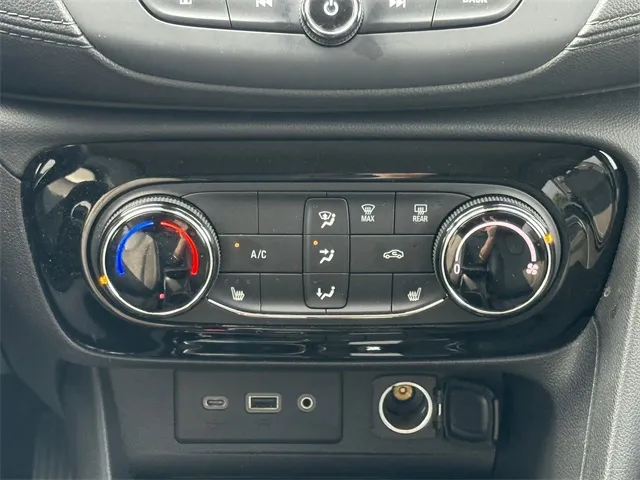 2022 Buick Encore GX Preferred photo 25