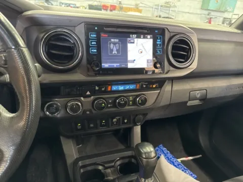 More photos of 2017 Toyota Tacoma TRD Sport at Hi Lo Auto Sales - Frederick - 355, MD
