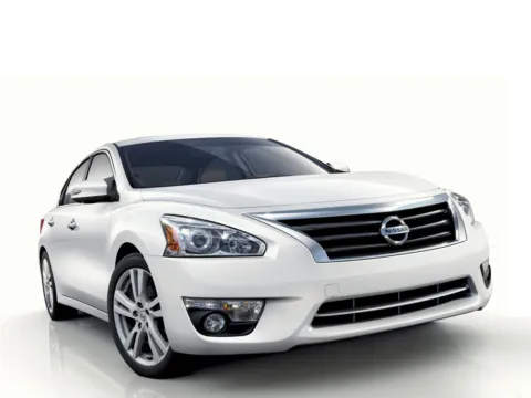 White 2014 Nissan Altima 2.5 SV for sale in Frederick, MD