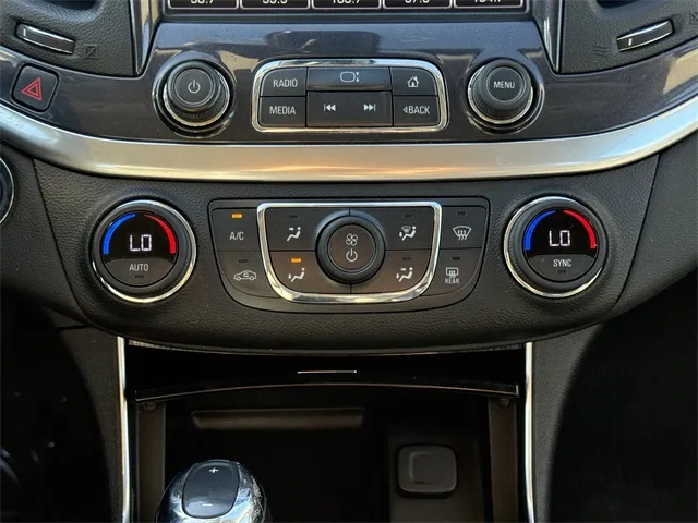 2019 Chevrolet Impala 1LT photo 8