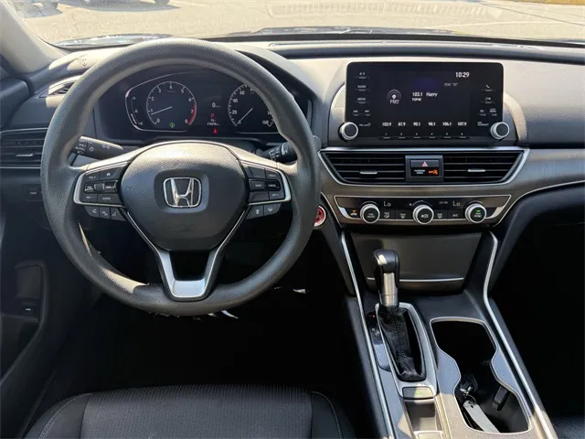 2019 Honda Accord LX photo 5