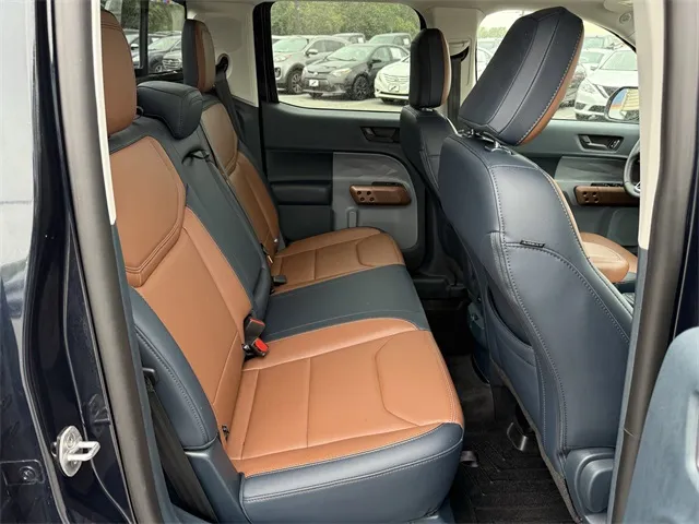 2023 Ford Maverick Lariat photo 4