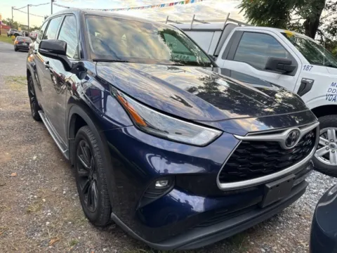 Blue 2022 Toyota Highlander LE for sale in Frederick, MD