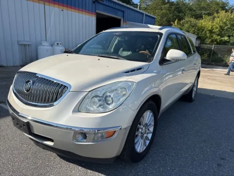 White 2008 Buick Enclave CXL for sale in Frederick, MD