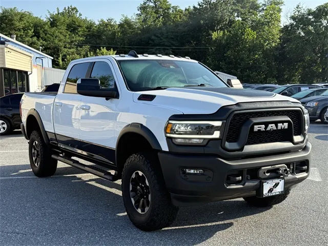 2020 Ram 2500 Power Wagon photo 3