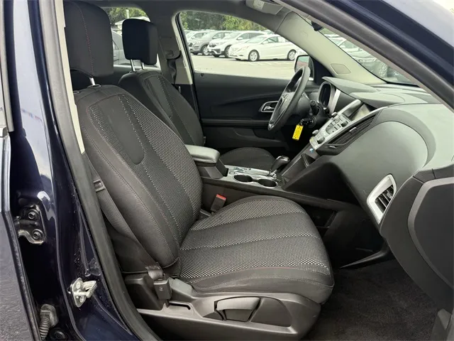 2016 Chevrolet Equinox LS photo 18