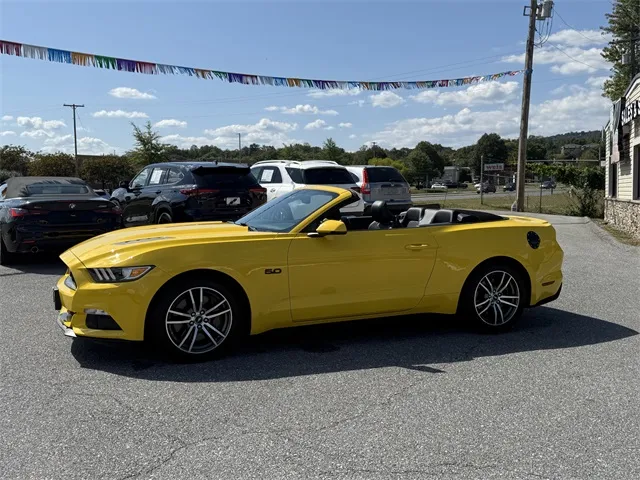 2015 Ford Mustang GT Premium photo 4