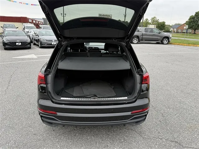 2023 Audi Q3 S line Premium photo 22