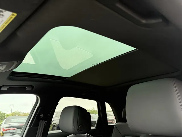 2023 Audi Q3 S line Premium photo 23