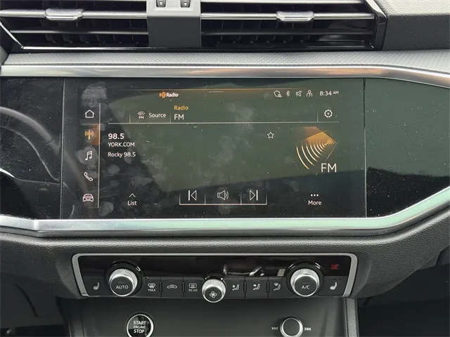 2023 Audi Q3 S line Premium photo 8