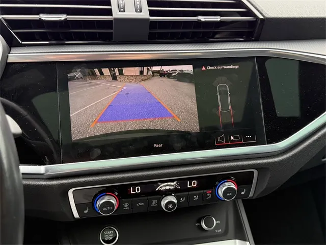2023 Audi Q3 S line Premium photo 27