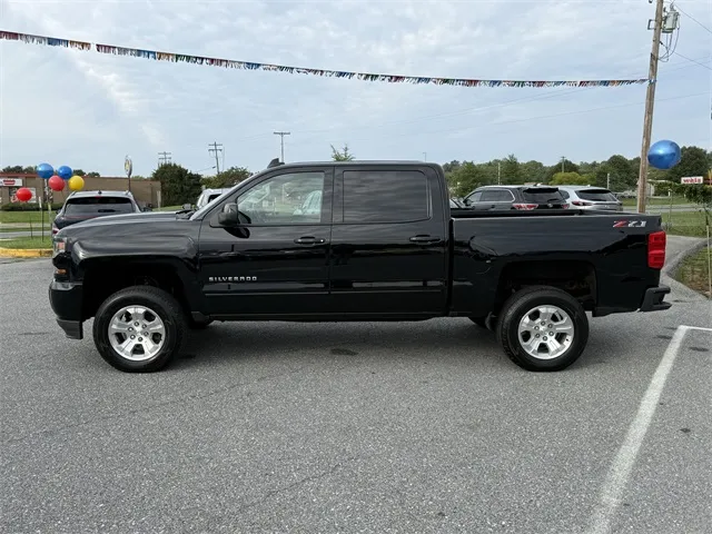 2018 Chevrolet Silverado 1500 LT photo 9