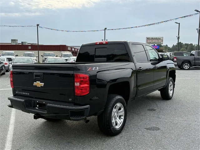 2018 Chevrolet Silverado 1500 LT photo 10