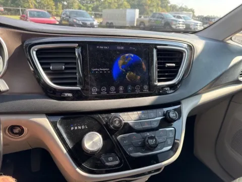 More photos of 2019 Chrysler Pacifica Touring L Plus at Hi Lo Auto Sales - Frederick - 355, MD