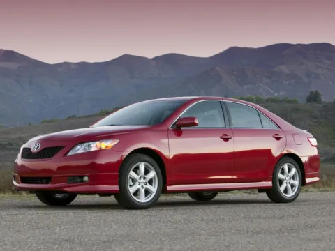 Silver 2007 Toyota Camry LE for sale in Frederick, MD