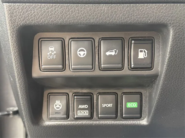 2019 Nissan Rogue SL photo 13