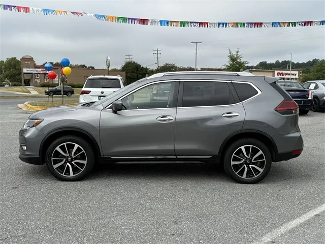 2019 Nissan Rogue SL photo 8
