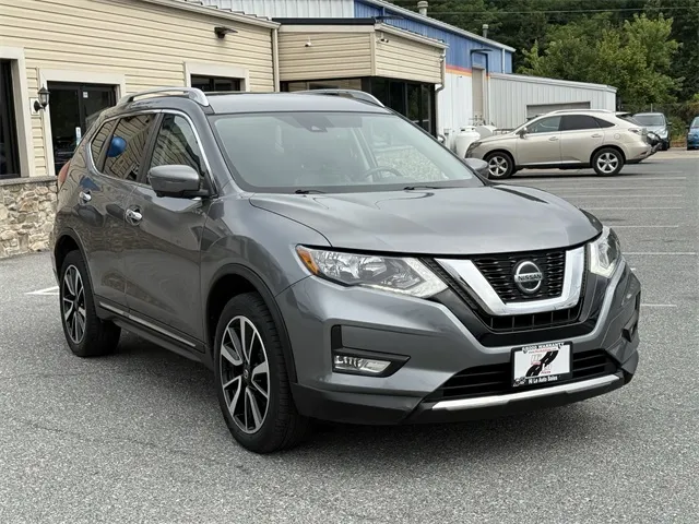 2019 Nissan Rogue SL photo 2
