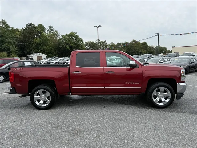 2018 Chevrolet Silverado 1500 LTZ photo 19