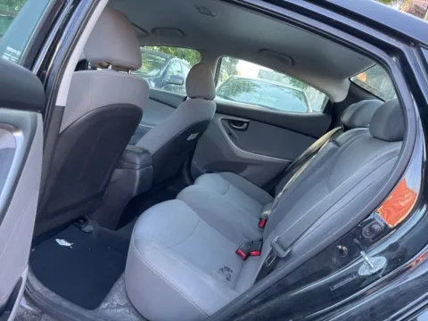 Photos of 2014 Hyundai Elantra SE for sale in Frederick, MD at Hi Lo Auto Sales - Frederick - 355