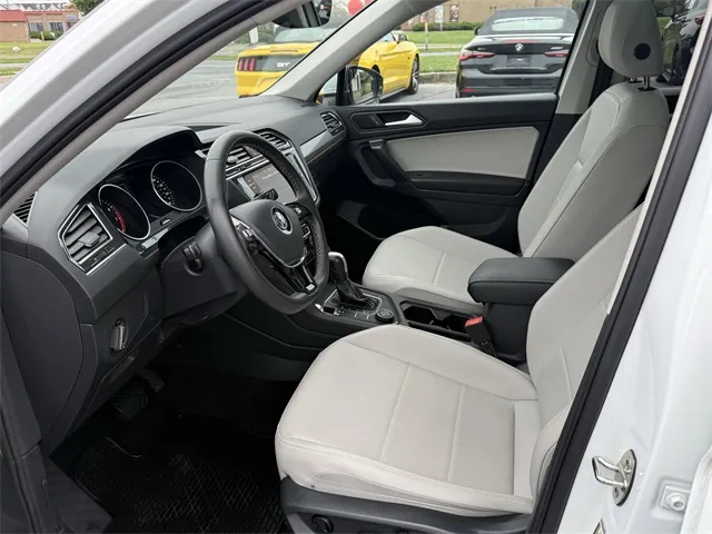 2021 Volkswagen Tiguan SE photo 4
