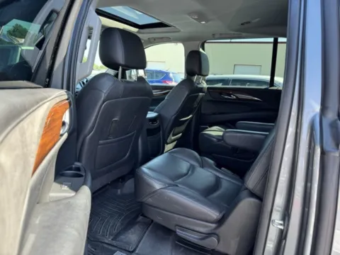 Photos of 2020 Cadillac Escalade ESV Luxury for sale in Frederick, MD at Hi Lo Auto Sales - Frederick - 355