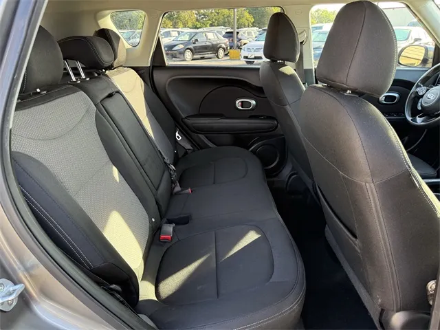 2018 Kia Soul Plus photo 3