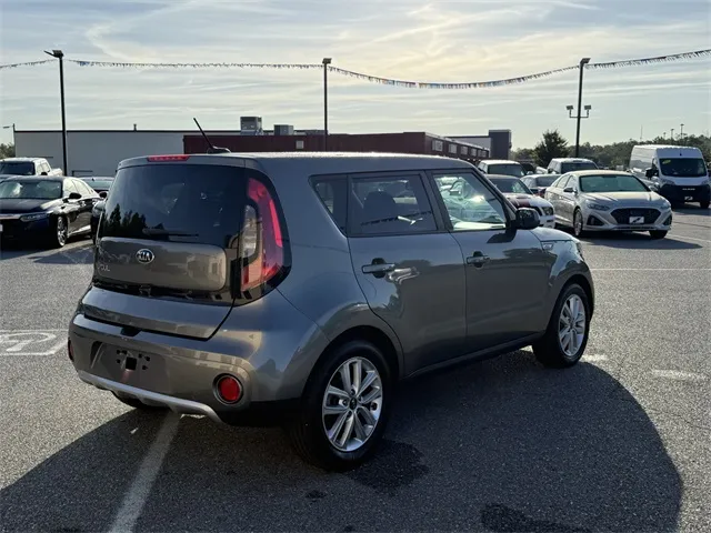 2018 Kia Soul Plus photo 9