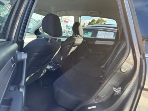 Photos of 2011 Honda CR-V SE for sale in Frederick, MD at Hi Lo Auto Sales - Frederick - 355