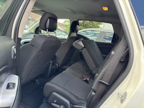Photos of 2018 Dodge Journey SE for sale in Frederick, MD at Hi Lo Auto Sales - Frederick - 355