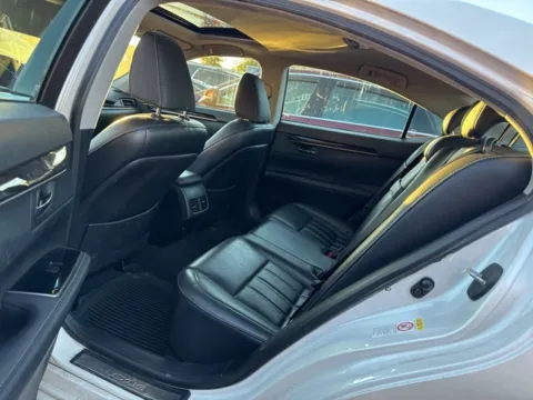 Photos of 2017 Lexus ES 350 for sale in Frederick, MD at Hi Lo Auto Sales - Frederick - 355