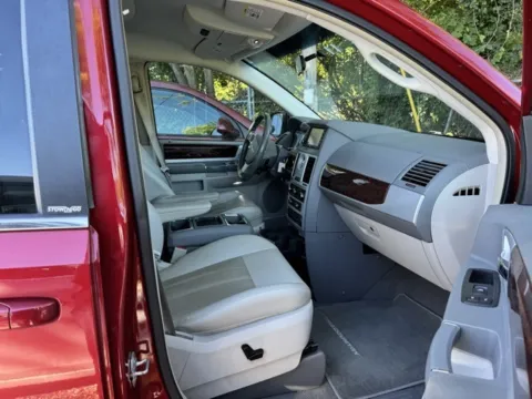 Another view of 2009 Chrysler Town & Country Touring for sale in Frederick, MD at Hi Lo Auto Sales - Frederick - 355