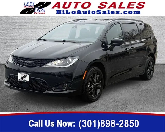 Black 2020 Chrysler Pacifica Launch Edition for sale in Frederick, MD