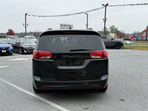 More photos of 2020 Chrysler Pacifica Launch Edition at Hi Lo Auto Sales - Frederick - 355, MD
