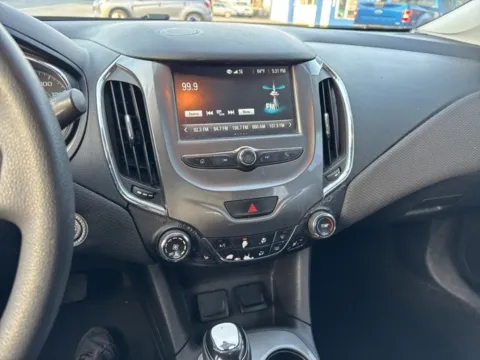 More photos of 2017 Chevrolet Cruze LT at Hi Lo Auto Sales - Frederick - 355, MD