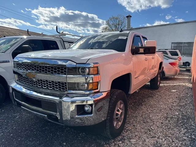 White 2019 Chevrolet Silverado 2500HD LT for sale in Frederick, MD