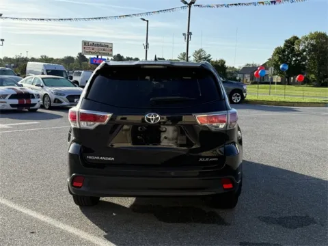More photos of 2016 Toyota Highlander XLE V6 at Hi Lo Auto Sales - Frederick - 355, MD