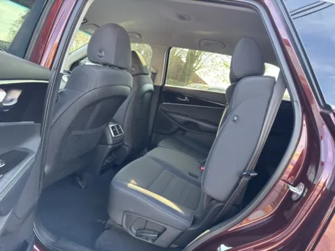 Photos of 2020 Kia Sorento LX for sale in Frederick, MD at Hi Lo Auto Sales - Frederick - 355