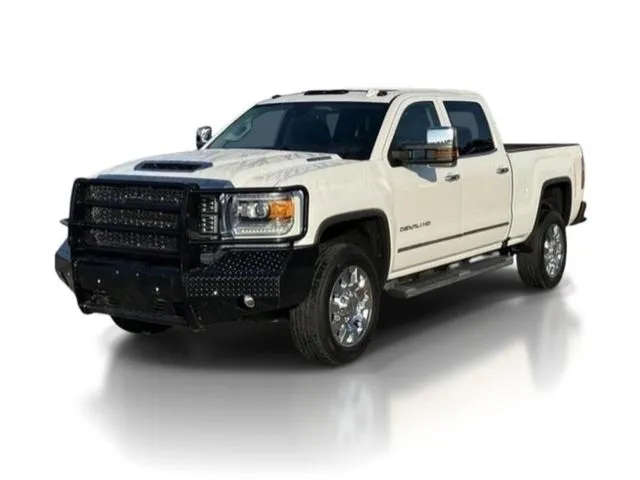2018 GMC Sierra 4WD Crew Cab Standard Box Denali's photo