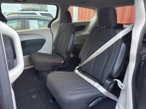 Photos of 2018 Chrysler Pacifica LX for sale in Frederick, MD at Hi Lo Auto Sales - Frederick - 355