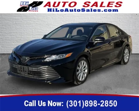 Black 2018 Toyota Camry LE for sale in Frederick, MD
