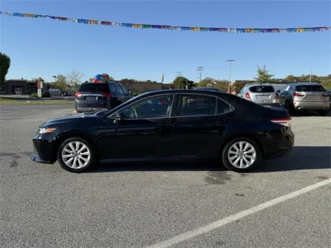 Photos of 2018 Toyota Camry LE for sale in Frederick, MD at Hi Lo Auto Sales - Frederick - 355