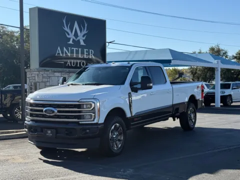 White 2024 FORD F350 KING RANCH SUPER DUTY for sale in Kerrville, TX