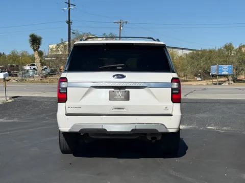 More photos of 2019 FORD EXPEDITION PLATINUM at Antler Auto, TX