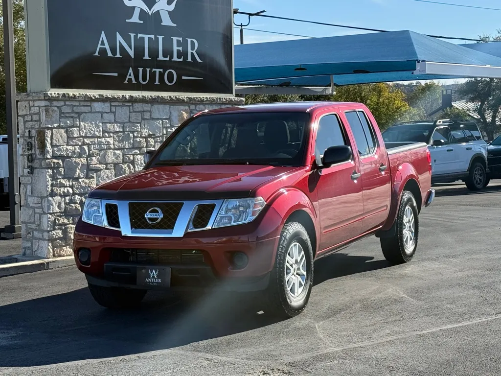 2019 Nissan Frontier SV's photo