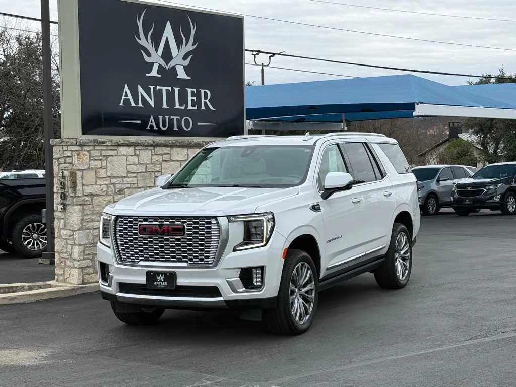 2021 GMC Yukon Denali's photo