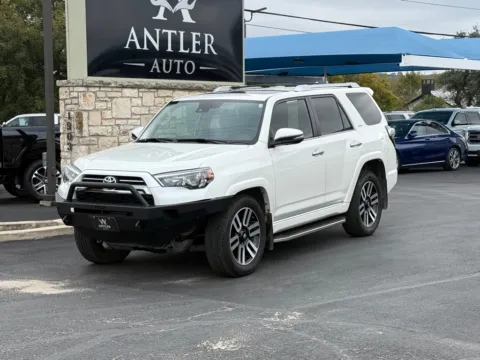 White 2020 TOYOTA 4RUNNER SR5/SR5 PREMIUM for sale in Kerrville, TX