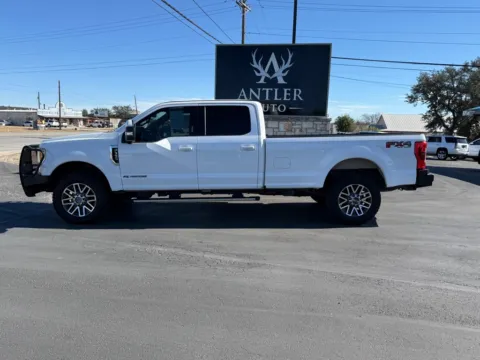 Photos of 2017 FORD F350 LARIAT CREW FX4 DIESEL 4X4 for sale in Kerrville, TX at Antler Auto