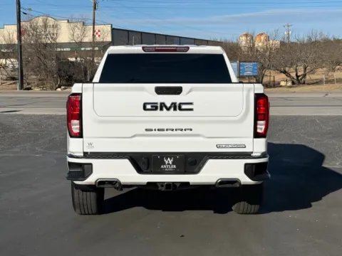 More photos of 2021 GMC SIERRA 1500 ELEVATION at Antler Auto, TX